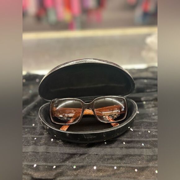 COACH Sunglasses with Case - Black / Brown - Picture 12 of 12